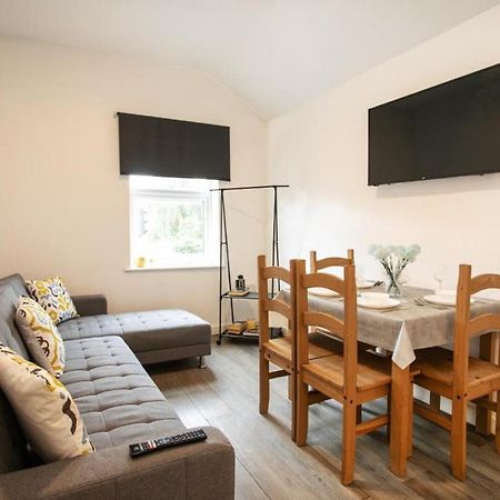 נוטינגהאם Spacious 2 Bedroom Apartments - 5 Mins From Qmc, Universities And City Centre! מראה חיצוני תמונה
